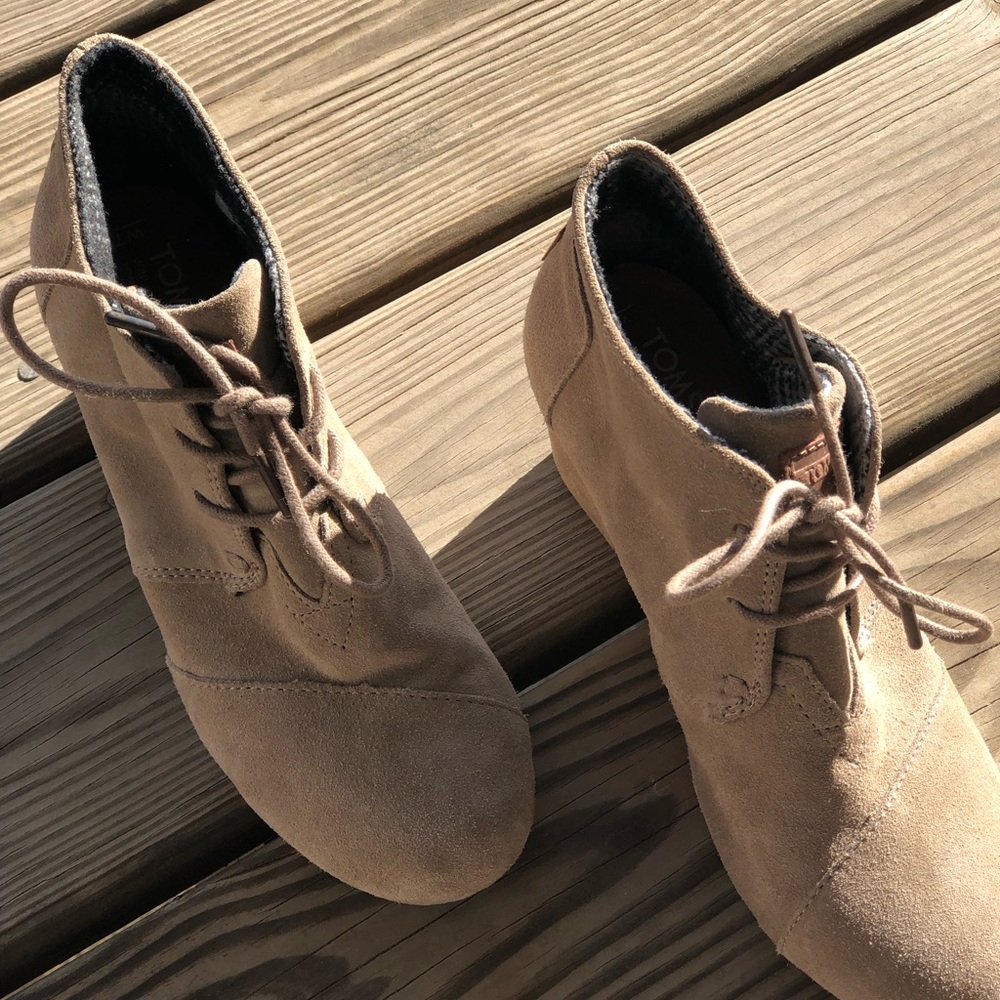 Toms | Desert Wedge | Taupe | Size 7